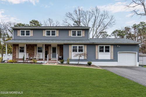 35 Yorkshire Dr, Toms River, NJ, 08753-2223 | Card Image