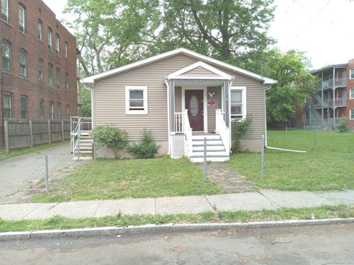 433 Garden St, Hartford, CT, 06112-2419 | Card Image