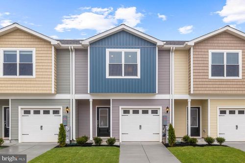 8151 Bartholomew Ct, BALTIMORE, MD, 21206 | Card Image