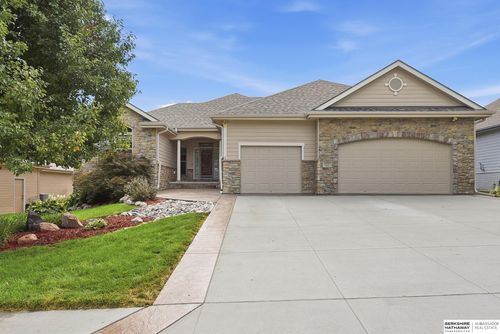 10239 Margo St, La Vista, NE, 68128-2359 | Card Image