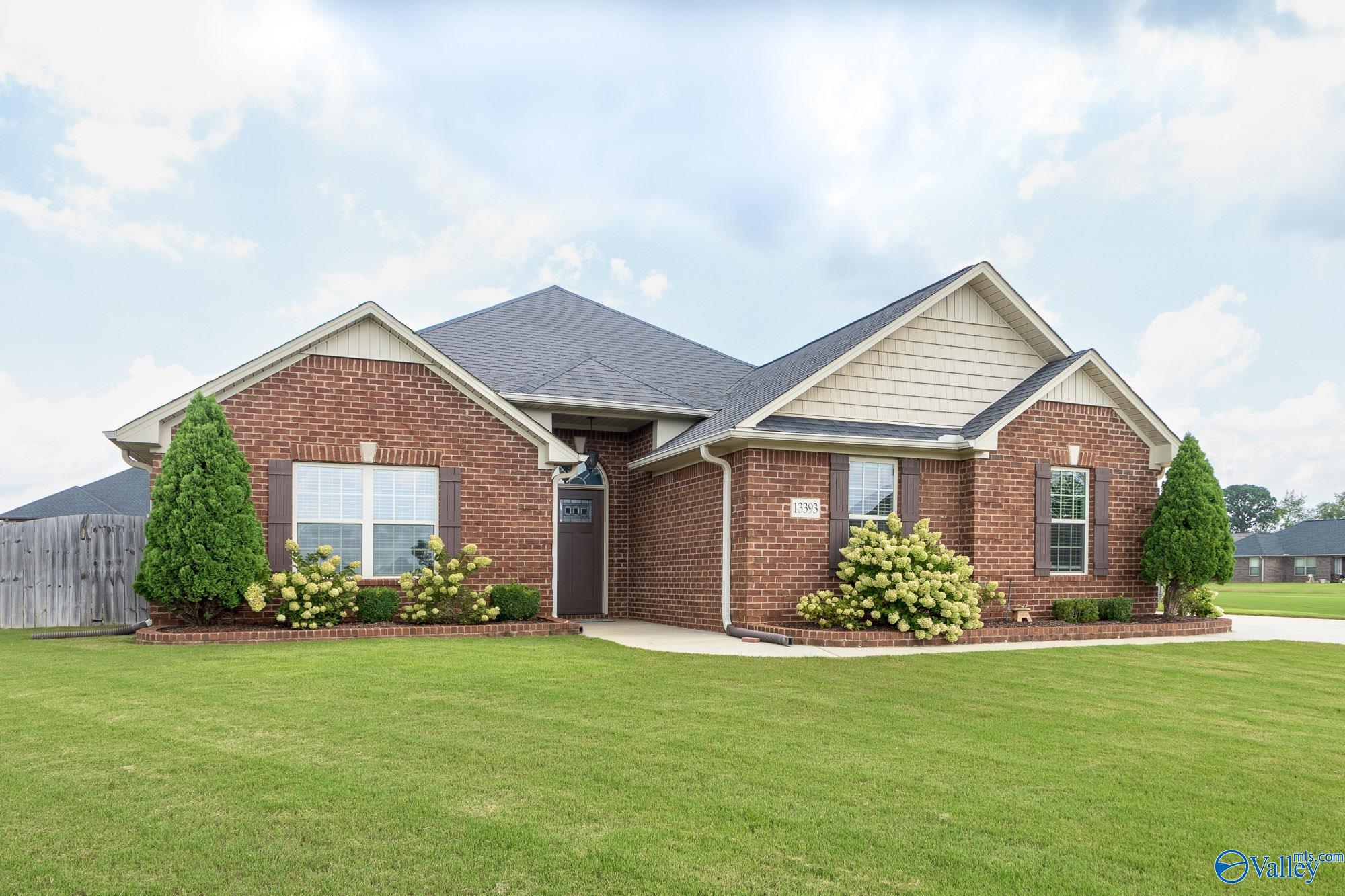 Trumpet Dr, Madison, AL 35756