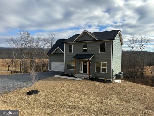 1086 Reynolds Rd, CROSS JUNCTION, VA, 22625-1721 | Card Image