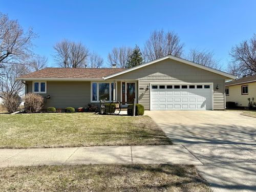 1734 Green View Rd, Worthington, MN, 56187-1012 | Card Image