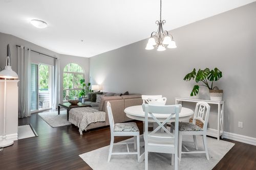 405-3176 Gladwin Rd, Abbotsford, BC, V2T6R7 | Card Image