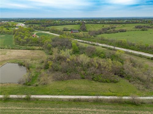 19810 N Us Highway 69, Lawson, MO, 64062 | Card Image