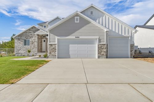 132-3402 W 900 N, Layton, UT, 84041-3438 | Card Image