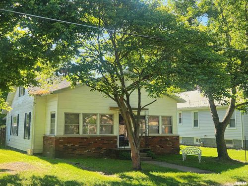242 Missouri St, Pinckneyville, IL, 62274-4171 | Card Image