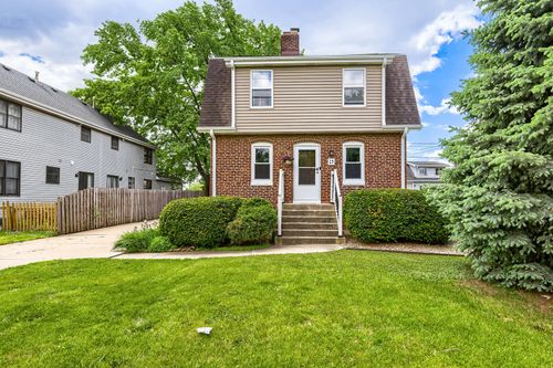 15 W Ann St, Lombard, IL, 60148-3835 | Card Image