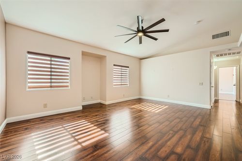 unit-204-2152 Quartz Cliff St, Las Vegas, NV, 89117-6011 | Card Image