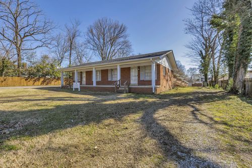 123 S Sam Davis Ave, Pulaski, TN, 38478-3323 | Card Image