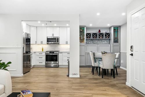 18-18 Huntington Cir, Peekskill, NY, 10566-2556 | Card Image