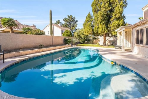 547 British Ct, Henderson, NV, 89014-3884 | Card Image