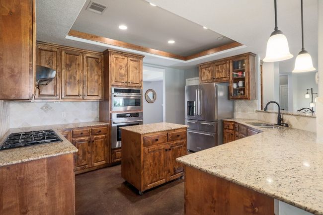 Spacious kitchen with Thor oven and microwave installed i 2024. | Image 11