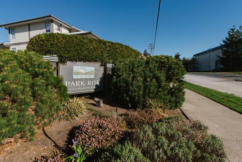 35-689 Park Rd, Gibsons, BC, V0N1V7 | Card Image