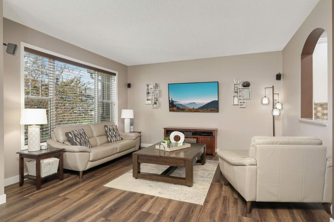 Main level living room | Image 13