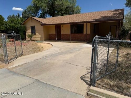 634 W Rosser St, Prescott, AZ, 86301-1130 | Card Image