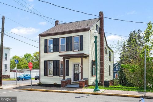 68 E Water St, MIDDLETOWN, PA, 17057-1868 | Card Image
