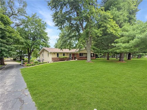 1265 W Ash Ave, Decatur, IL, 62526-1207 | Card Image