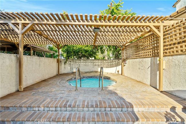 28 - 20224 Sherman Way, Townhouse with 3 bedrooms, 3 bathrooms and 2 parking in Winnetka CA | Image 18