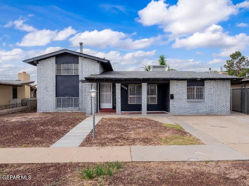 10408 Medwood Dr, El Paso, TX, 79935-1722 | Card Image