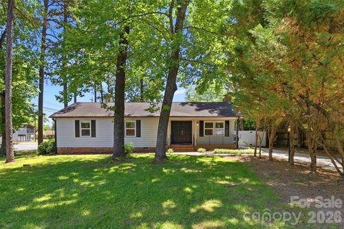 1440 Jodhpur Ct, Charlotte, NC, 28212-7106 | Card Image