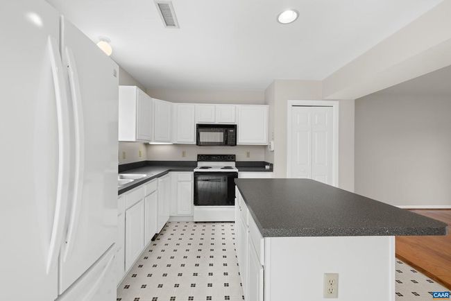 1228 Clover Ridge Pl, Townhouse with 4 bedrooms, 3 bathrooms and null parking in CHARLOTTESVILLE VA | Image 24