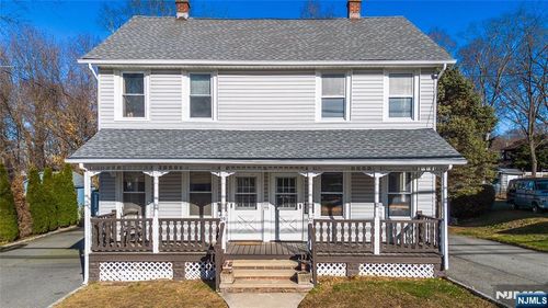 29-27-29 Willard St, Pompton Lakes, NJ, 07442-2025 | Card Image