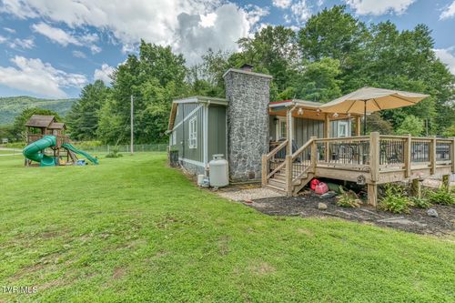 112 Hogum Hollow Rd, Roan Mountain, TN, 37687-3653 | Card Image