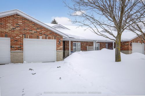 11-275 Huron Street, Clearview, ON, L0M1S0 | Card Image