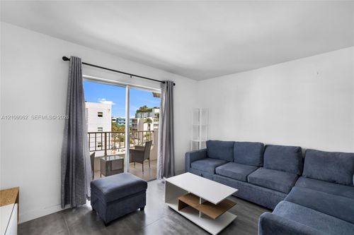 504-1580 West Ave, Miami Beach, FL, 33139-2341 | Card Image