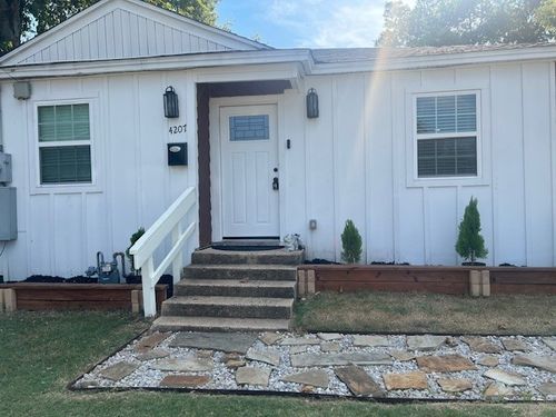 4207 Aztec Dr, Dallas, TX, 75216-6517 | Card Image