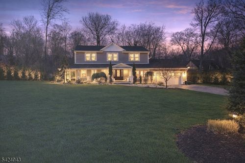 32 Virginia Rd, Montville, NJ, 07045-9748 | Card Image