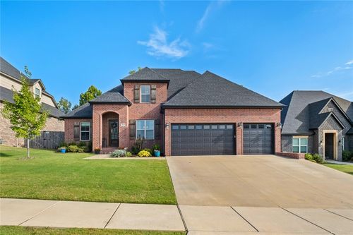 1000 Sw Clarendon Ave, Bentonville, AR, 72713-7067 | Card Image