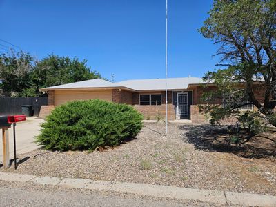 420 Cambridge Avenue, House other with 3 bedrooms, 2 bathrooms and null parking in Rio Communities NM | Image 1