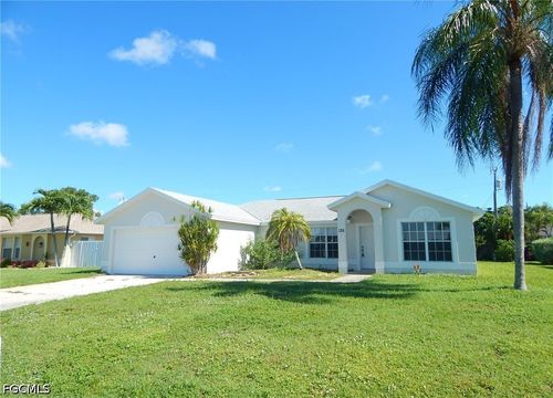 135 Se 29th St, Cape Coral, FL, 33904-3480 | Card Image
