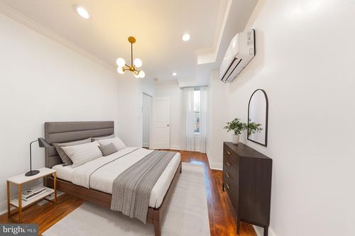 b-1315 Pennsylvania Ave Se, WASHINGTON, DC, 20003-3027 | Card Image