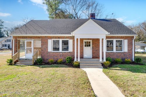 503 N Pine St, Warsaw, NC, 28398-1438 | Card Image