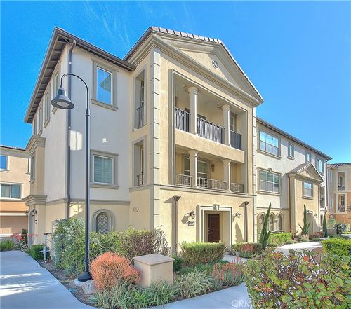 8231 Inventor St, Chino, CA, 91708-9456 | Card Image