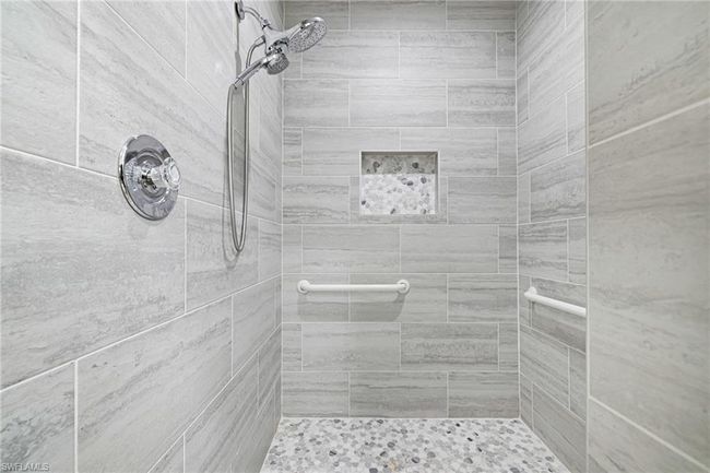 12802 Maiden Cane Ln, Condo with 3 bedrooms, 2 bathrooms and 2 parking in BONITA SPRINGS FL | Image 25