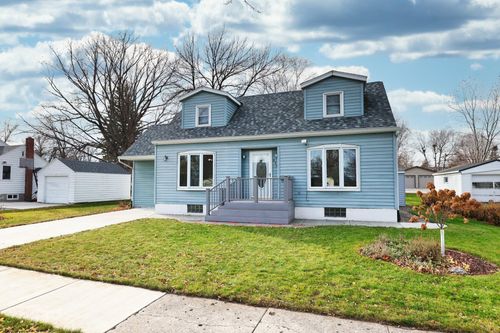 606 S 10th St, Olivia, MN, 56277-1509 | Card Image