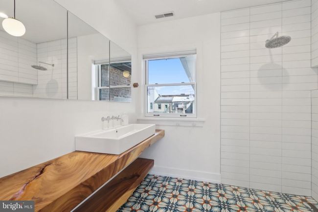 767 S 12 Th St, Townhouse with 5 bedrooms, 4 bathrooms and null parking in PHILADELPHIA PA | Image 22