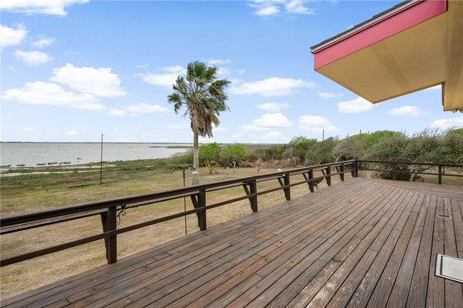 201 Copano Bay Dr, House other with 3 bedrooms, 2 bathrooms and null parking in Bayside TX | Image 4