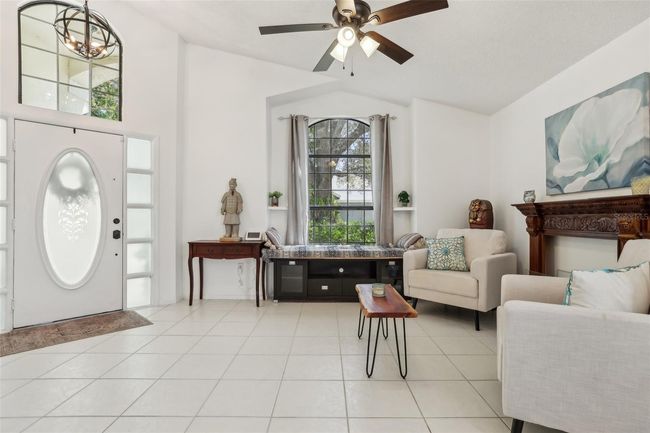 1120 Parker Canal Ct, House other with 4 bedrooms, 2 bathrooms and null parking in OVIEDO FL | Image 13
