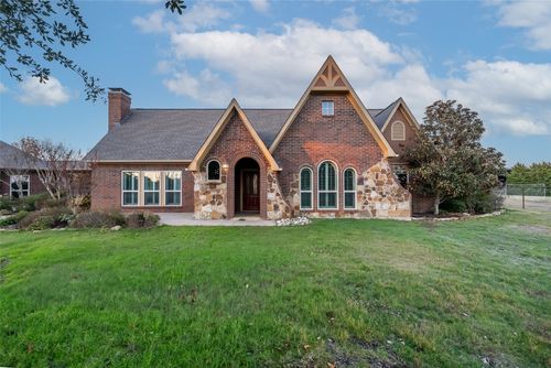 2117 Posey Ln, Wylie, TX, 75098-8402 | Card Image