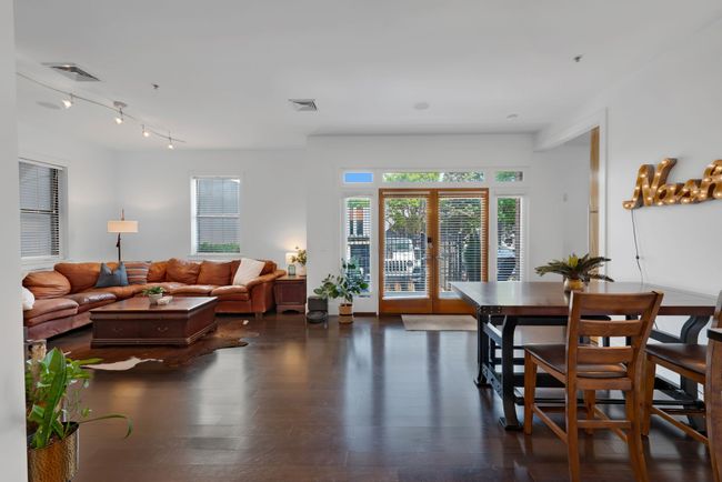 APT-108 - 2201 8 Th Ave S, Condo with 2 bedrooms, 2 bathrooms and 2 parking in Nashville TN | Image 4
