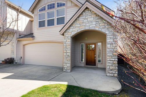61148 Foxglove Loop, Bend, OR, 97702-2917 | Card Image