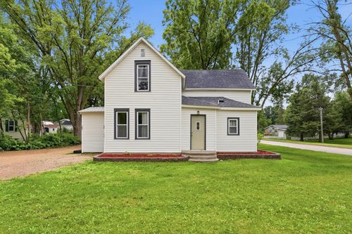 100 3rd Ave Se, New London, MN, 56273-9557 | Card Image