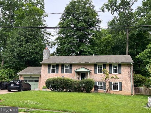 8711 Braeburn Dr, ANNANDALE, VA, 22003-3969 | Card Image