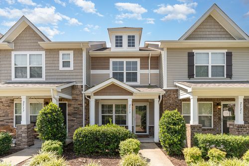 2519 River Trail Dr, Hermitage, TN, 37076-1482 | Card Image