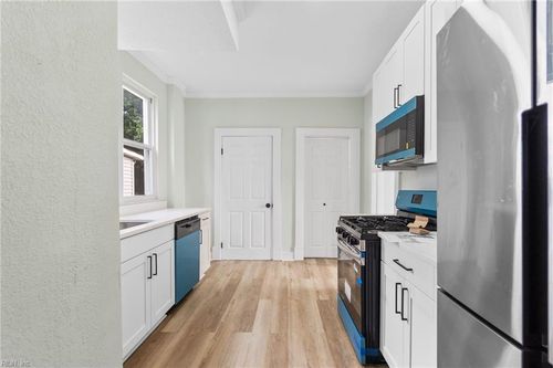 821 E 28th St, Norfolk, VA, 23504-1807 | Card Image